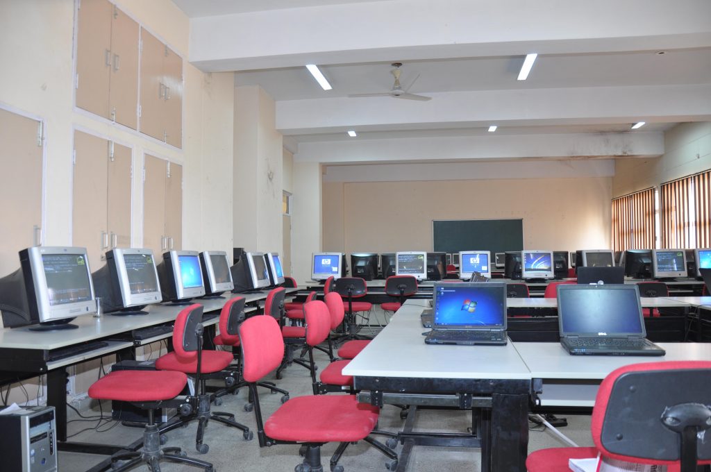 Computer Center cdlsiet.jpg